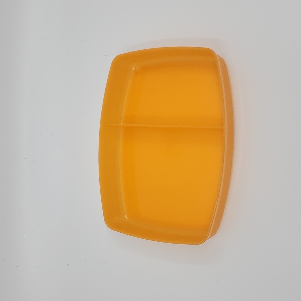 Tupperware Side by Side Container  New - Picture 7 of 7